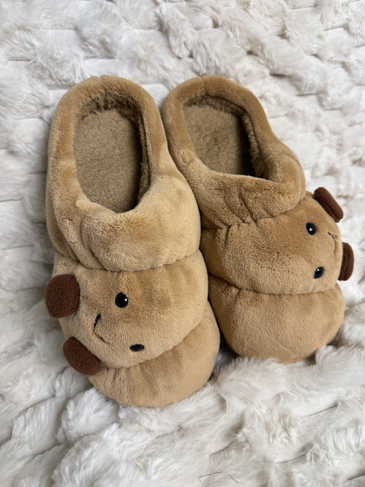 Cute plush slippers - Croissant Edition